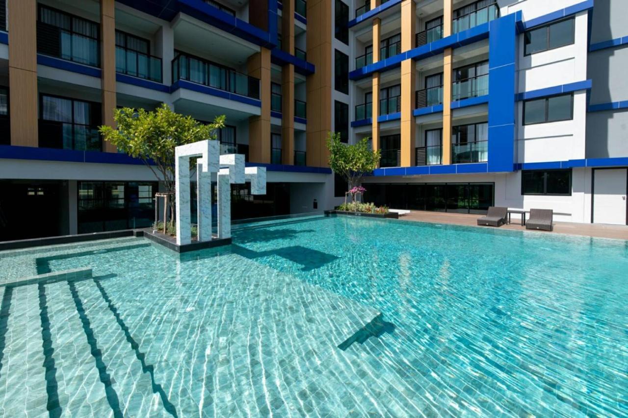 Lewit Hotel Pattaya, A Member Of Radisson Individuals Екстериор снимка
